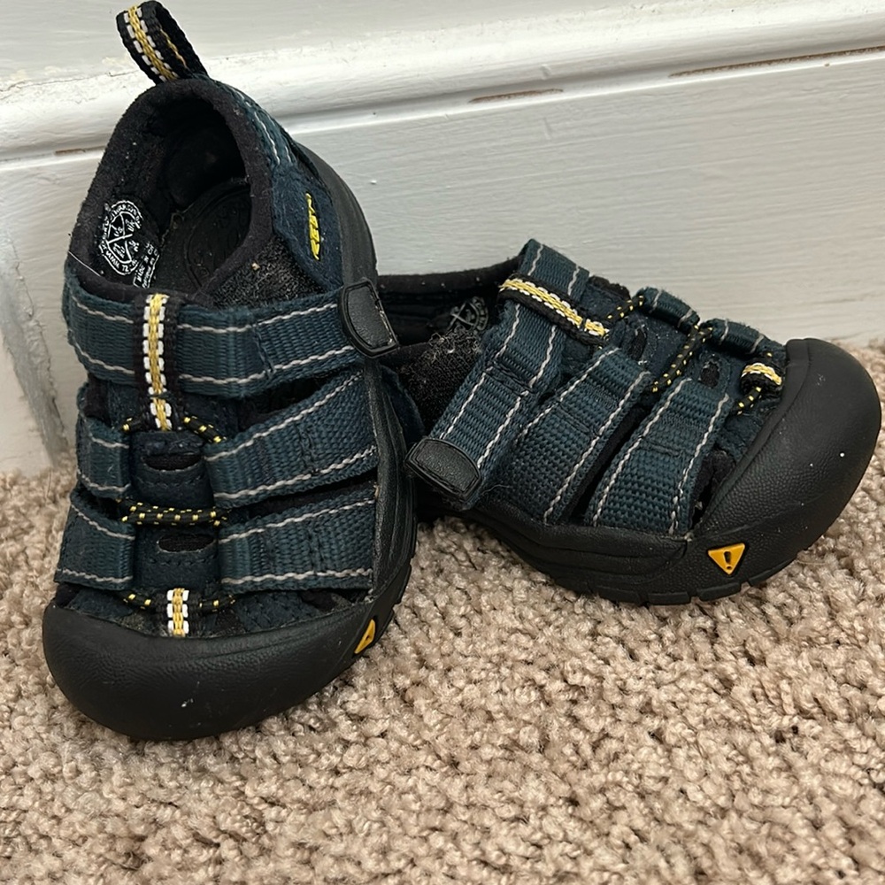 Toddler KEENs